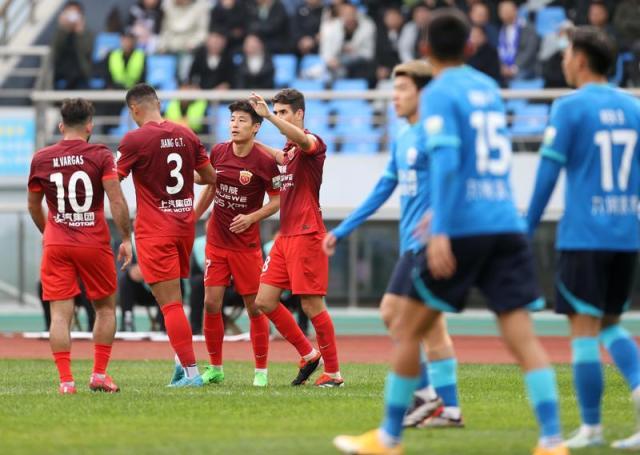 完美世界电竞-11.2卫冕中超？海港：竭尽全力！希望球场能坐满