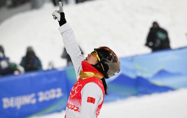 完美世界竞技体验-【人物】钢铁侠徐梦桃！