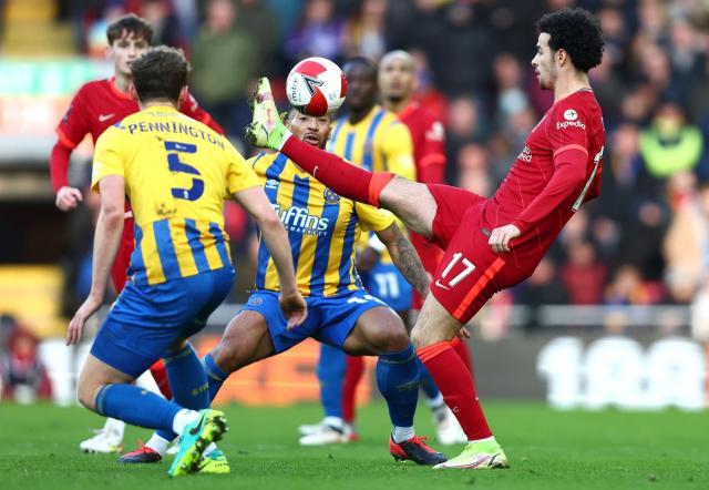 完美电竞-林良锋：利物浦有惊无险晋级，但老少搭配其实很累