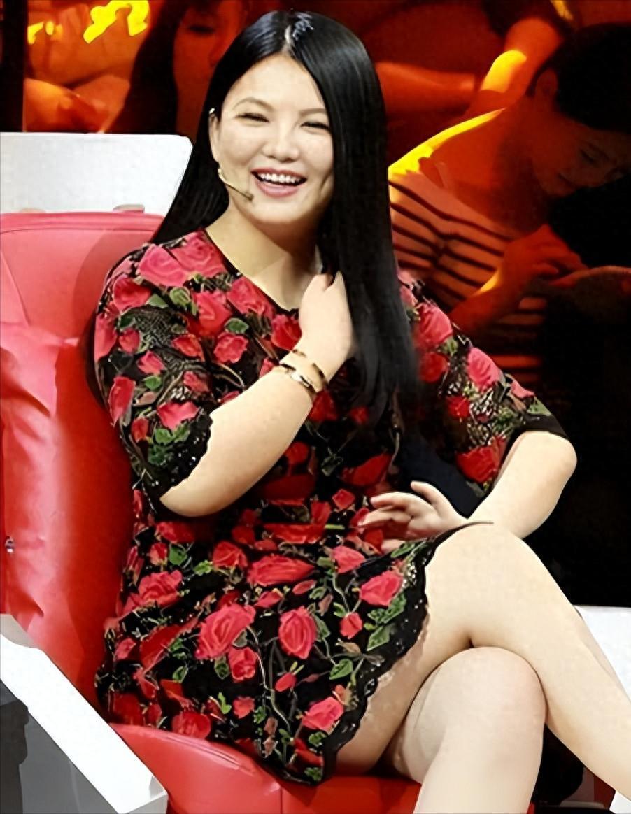 完美世界电竞官网下载-这回真洗不白了! 高调炫富的李湘再传"噩耗",被扒的"底裤"不剩