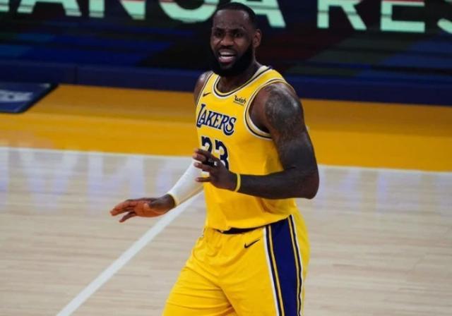 连续3场合计4个加时 詹姆斯明显累了可他还是赢了