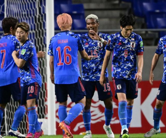 完美世界对战平台-【世预赛】混血前锋助日本全胜收官 国足再收好消息